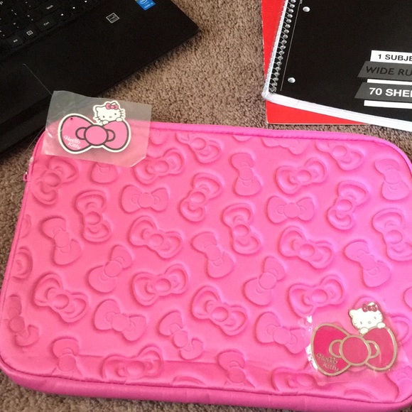 Hello Kitty Laptop Bag - Picture 1 of 4
